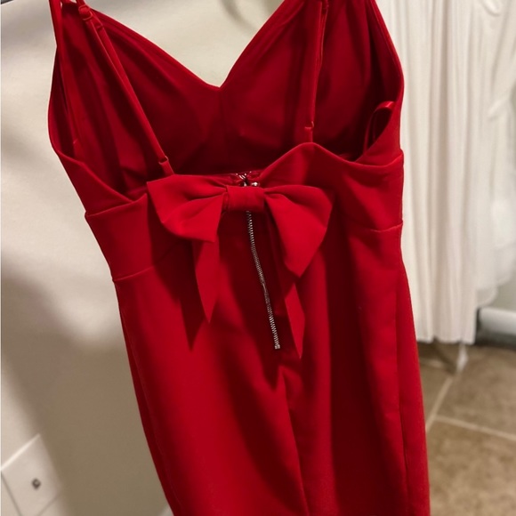 Beautiful Red Dress - Picture 2 of 5